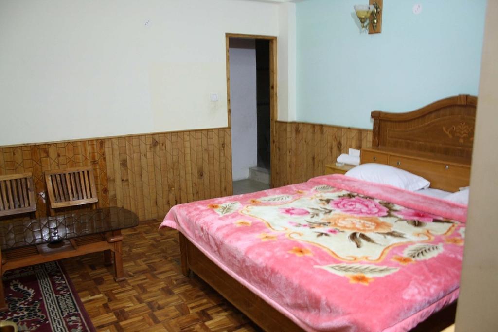 Suraj Cottage Manali Rom bilde